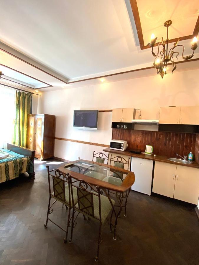 Квартира На Вулиці Лесі Українки 19 Lviv Kültér fotó