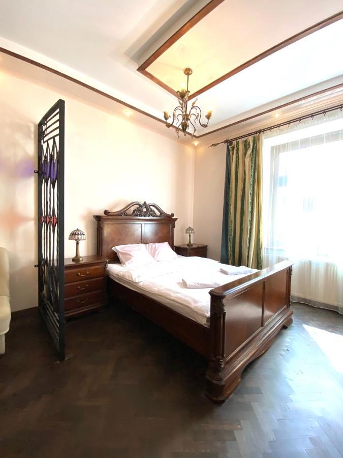 Квартира На Вулиці Лесі Українки 19 Lviv Kültér fotó
